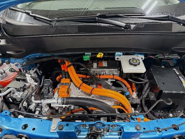 2027 Chevrolet Bolt LT - Photo 33