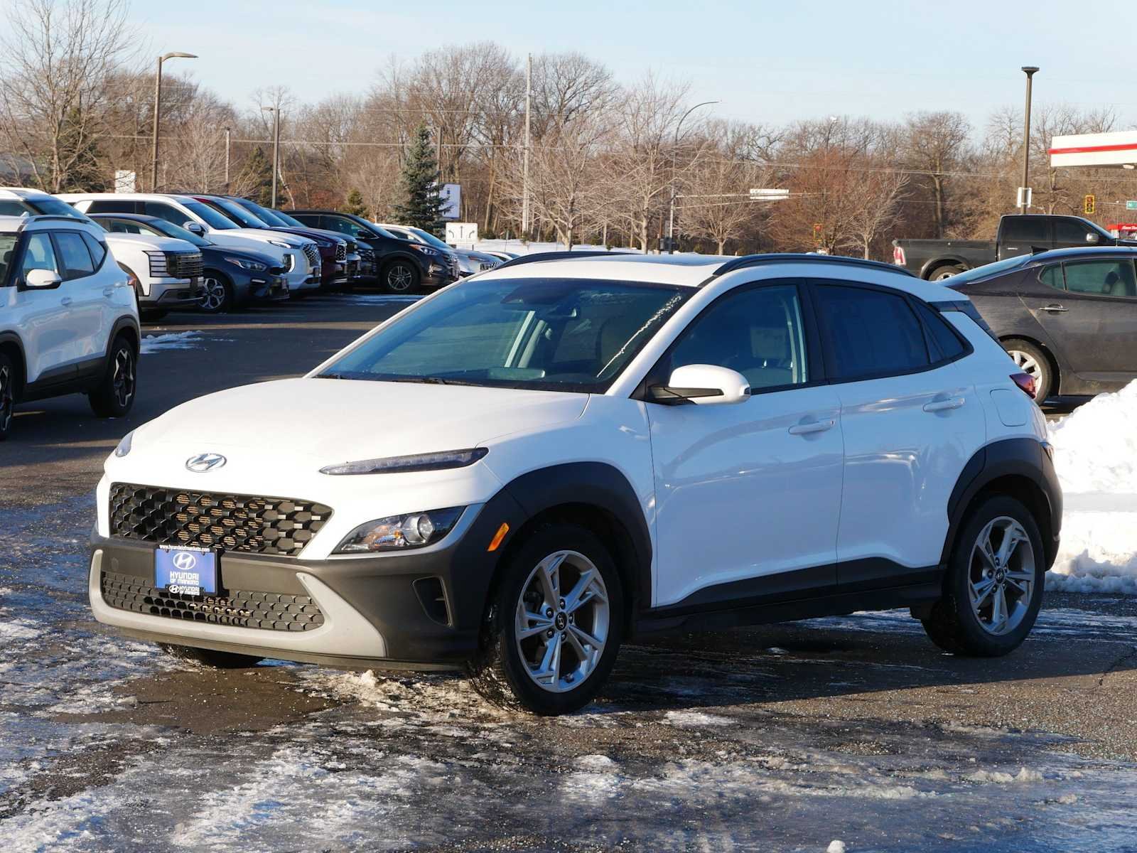 Certified 2022 Hyundai Kona SEL with VIN KM8K32AB4NU753991 for sale in Mankato, Minnesota
