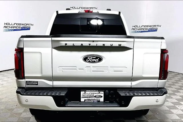 Used 2025 White Metallic Ford Platinum image 30
