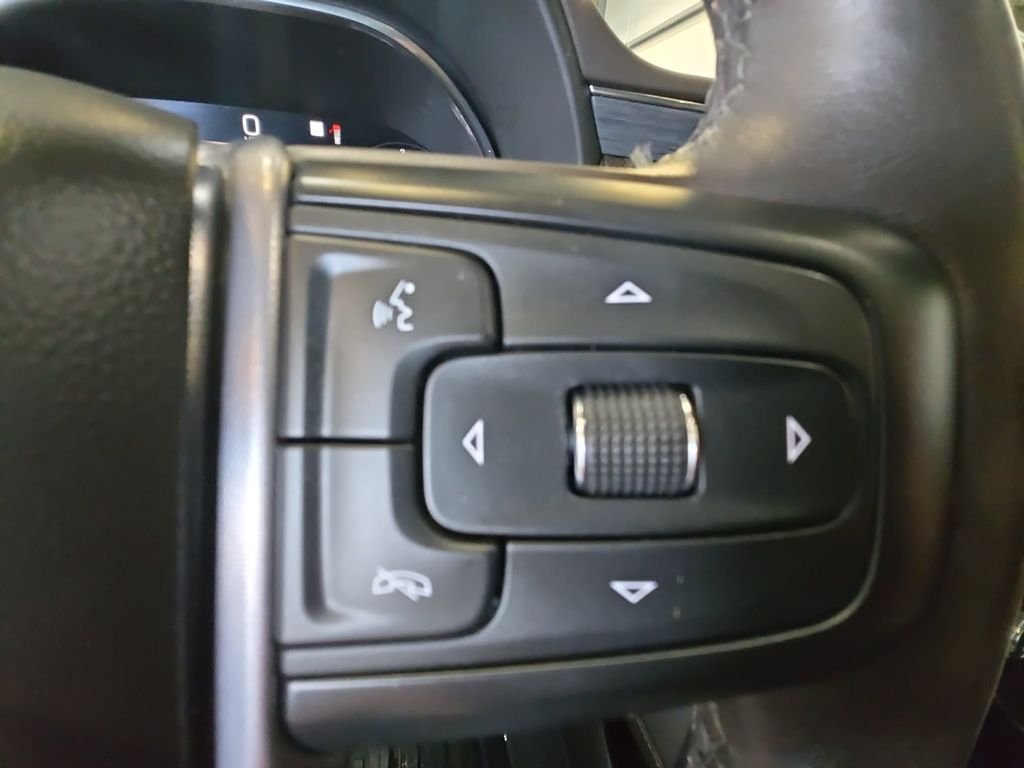 Certified Used 2022 Beige GMC SLT image 25