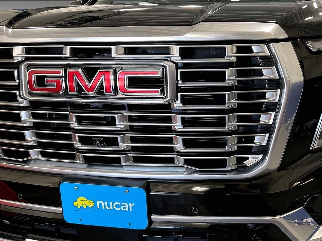 Used 2025 Black GMC Denali image 32