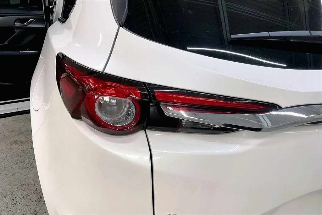 Used 2023 White Mazda Touring image 31