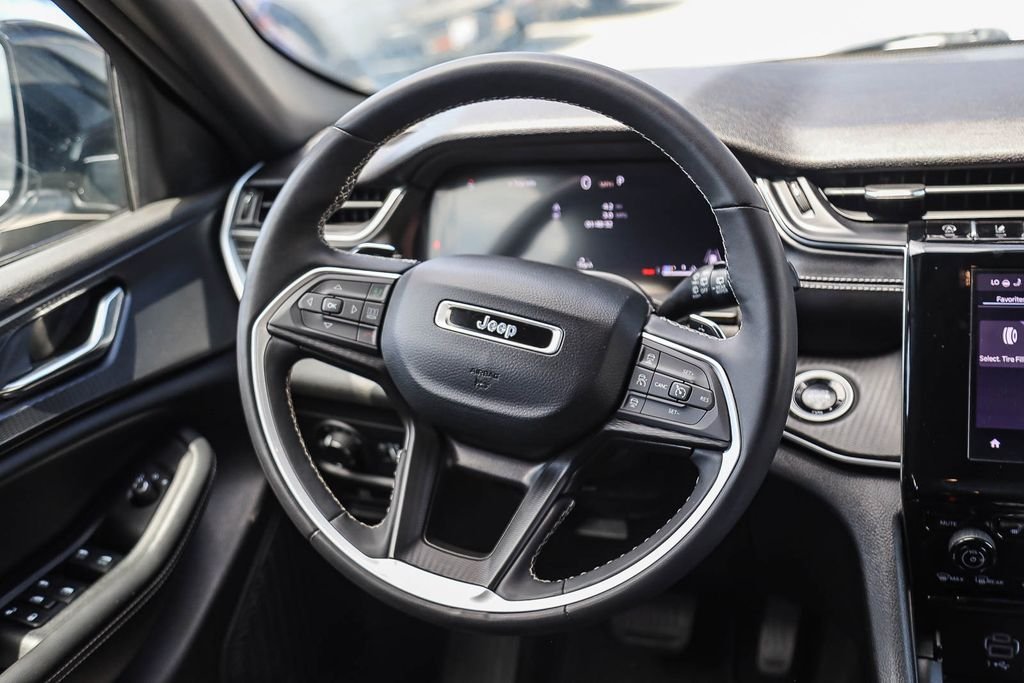 2024 Jeep Grand Cherokee L Altitude - Photo 15