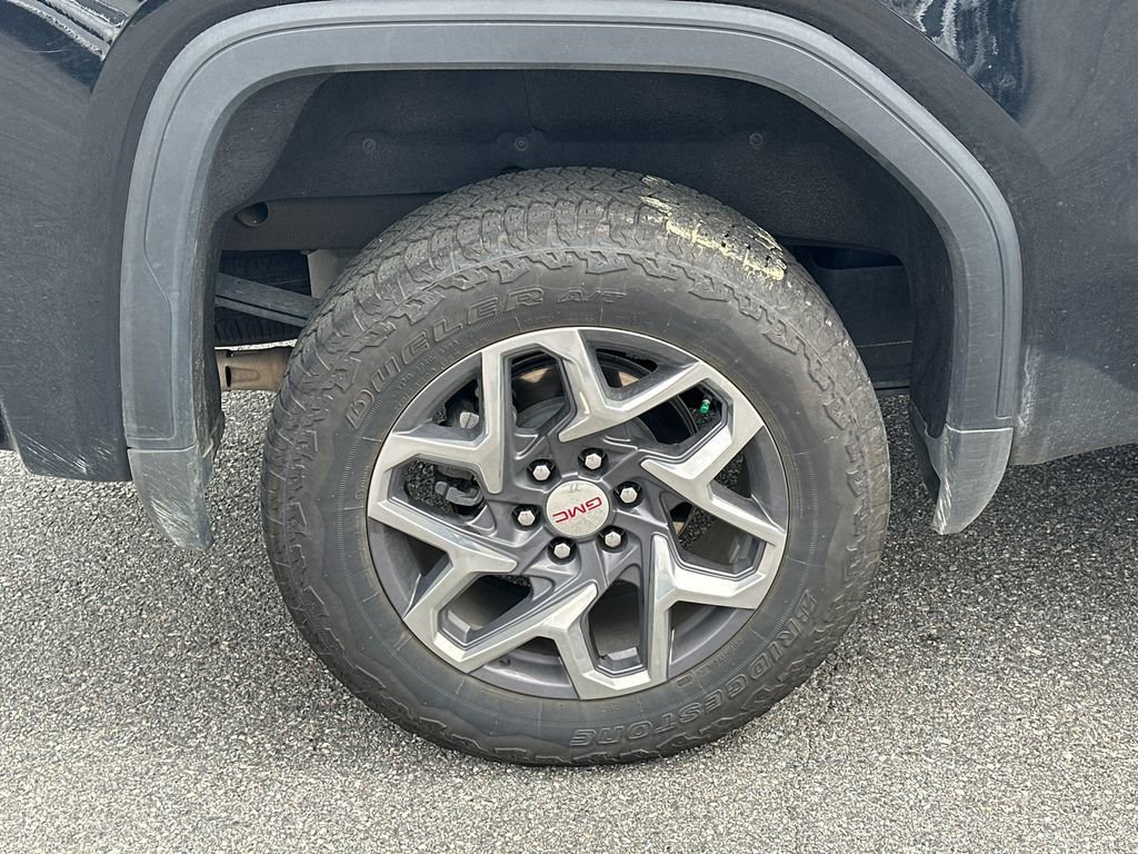 2025 GMC Sierra 1500 SLE - Photo 17