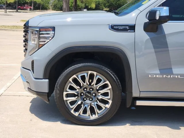 Used 2025 Thunderstorm Gray GMC Denali Ultimate image 8