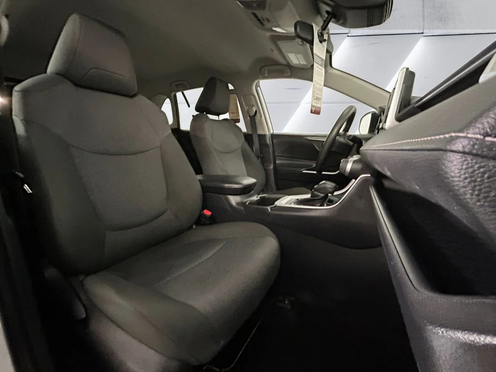Used 2024 Silver Toyota XLE image 14