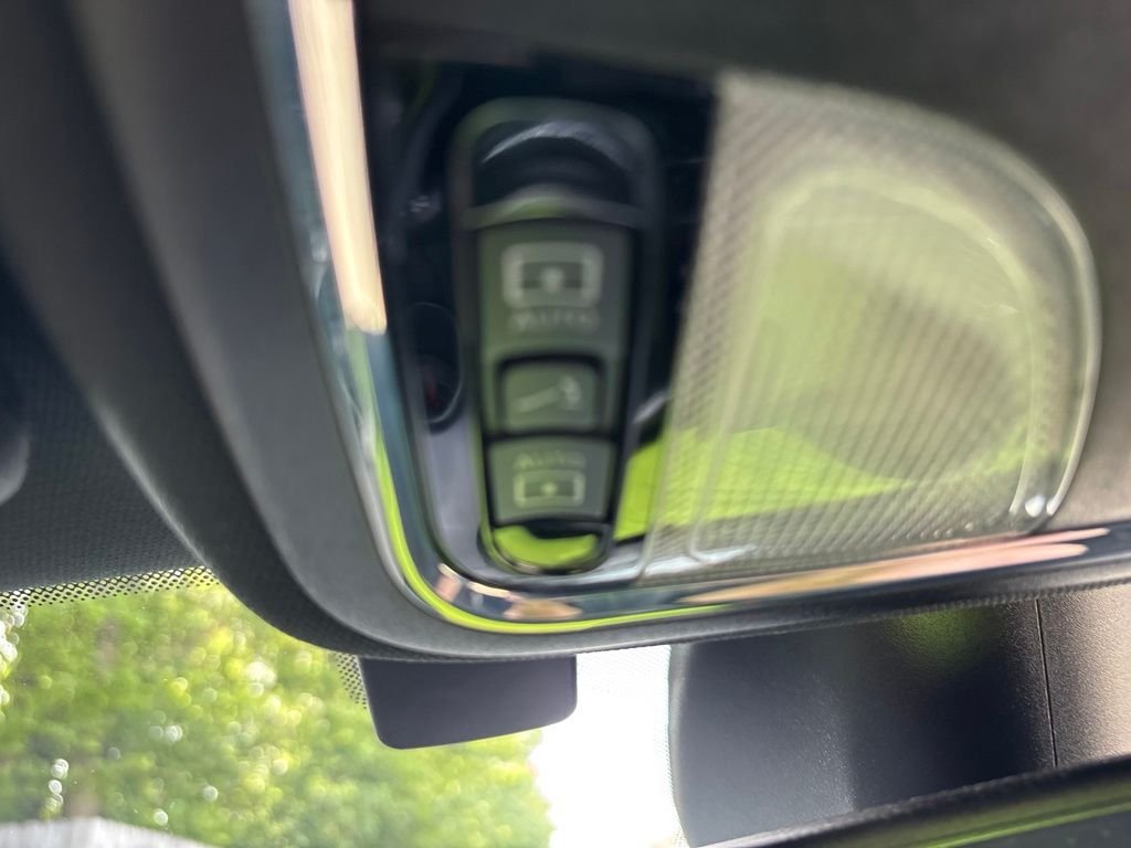 Certified Used 2021 White Jeep Latitude Lux image 31
