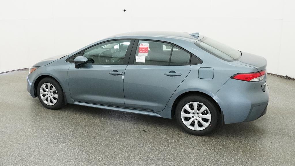 2026 Toyota Corolla LE - Image 4