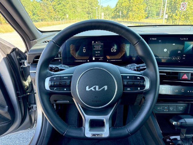 Used 2025 Gray Kia GT-Line image 14