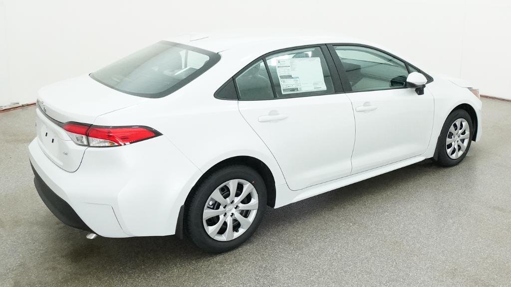 New 2026 Wind Chill Pearl Toyota LE image 29