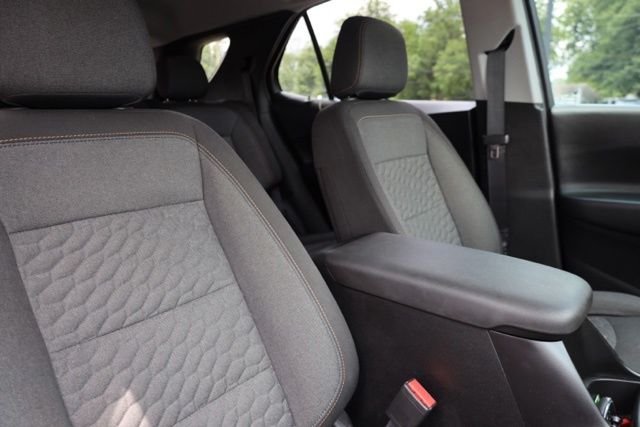 Used 2019 Summit White Chevrolet LT image 40