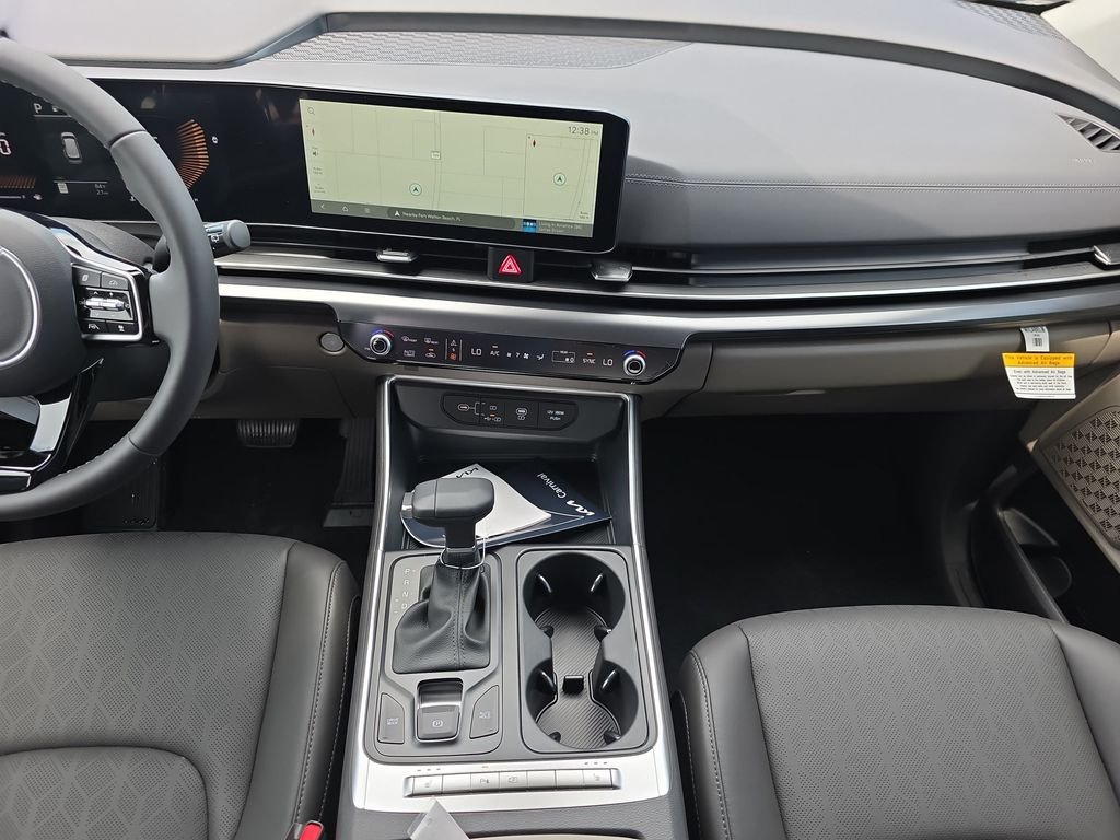 New 2026 Aurora Black Pearl Kia LXS image 16