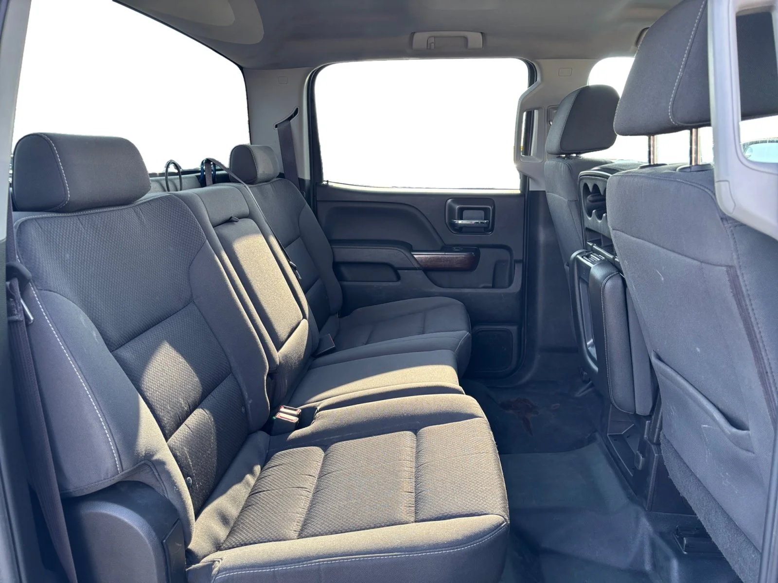 Used 2017 Blue GMC SLE image 18