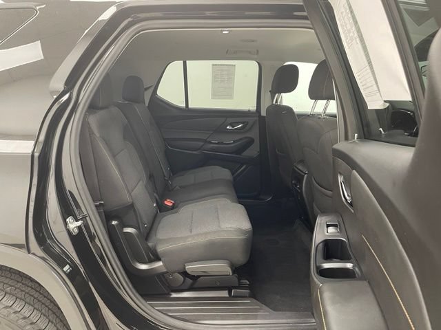 2021 Chevrolet Traverse LS - Photo 15