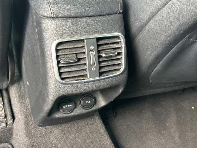 Used 2018 White Kia EX image 16