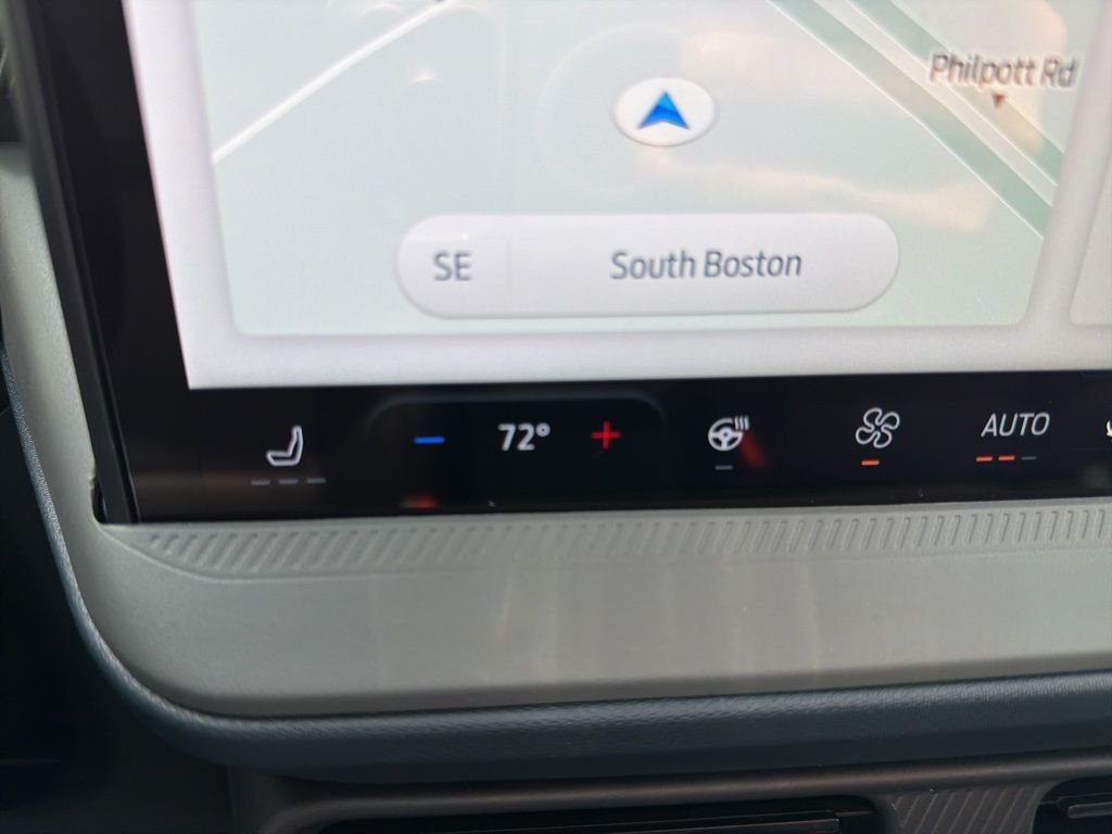 New 2026 Oxford White Ford Lariat® image 31