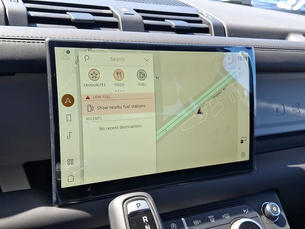 2025 Land Rover Defender S - Photo 13