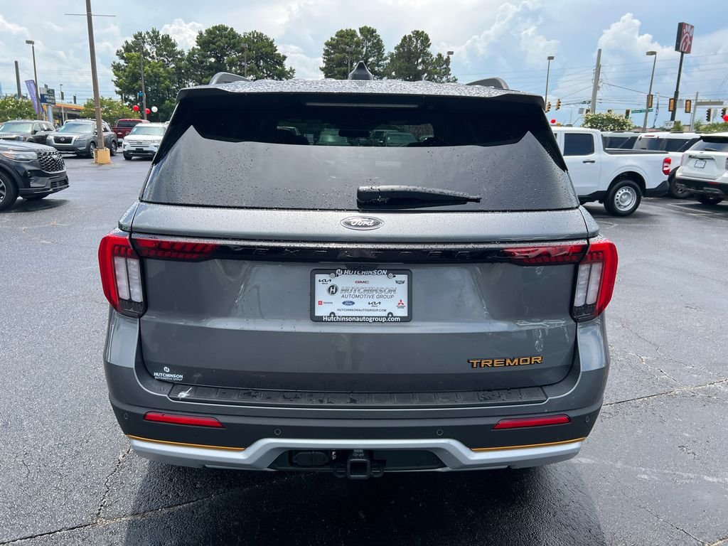 New 2026 Gray Ford Tremor image 6