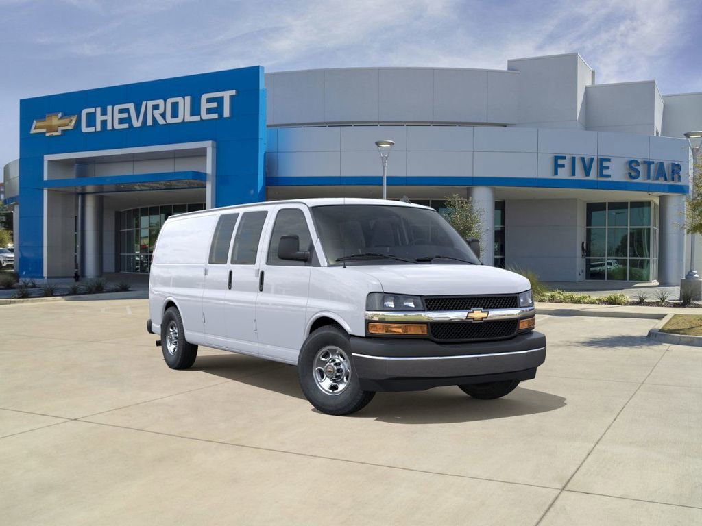 2025 Chevrolet Express 2500 Extended Work Van HD's photo