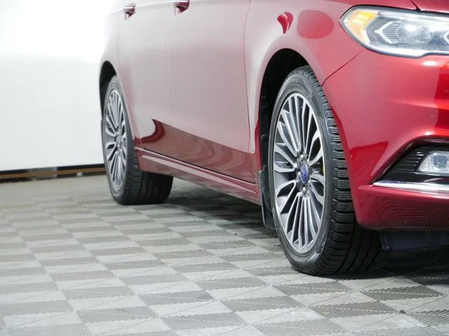 Used 2017 Red Ford SE image 2