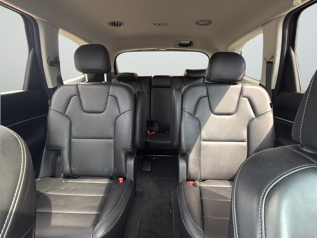 Used 2024 Green Kia S image 45