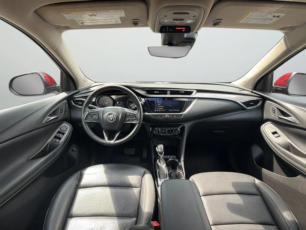 Used 2023 Red Buick Essence image 9