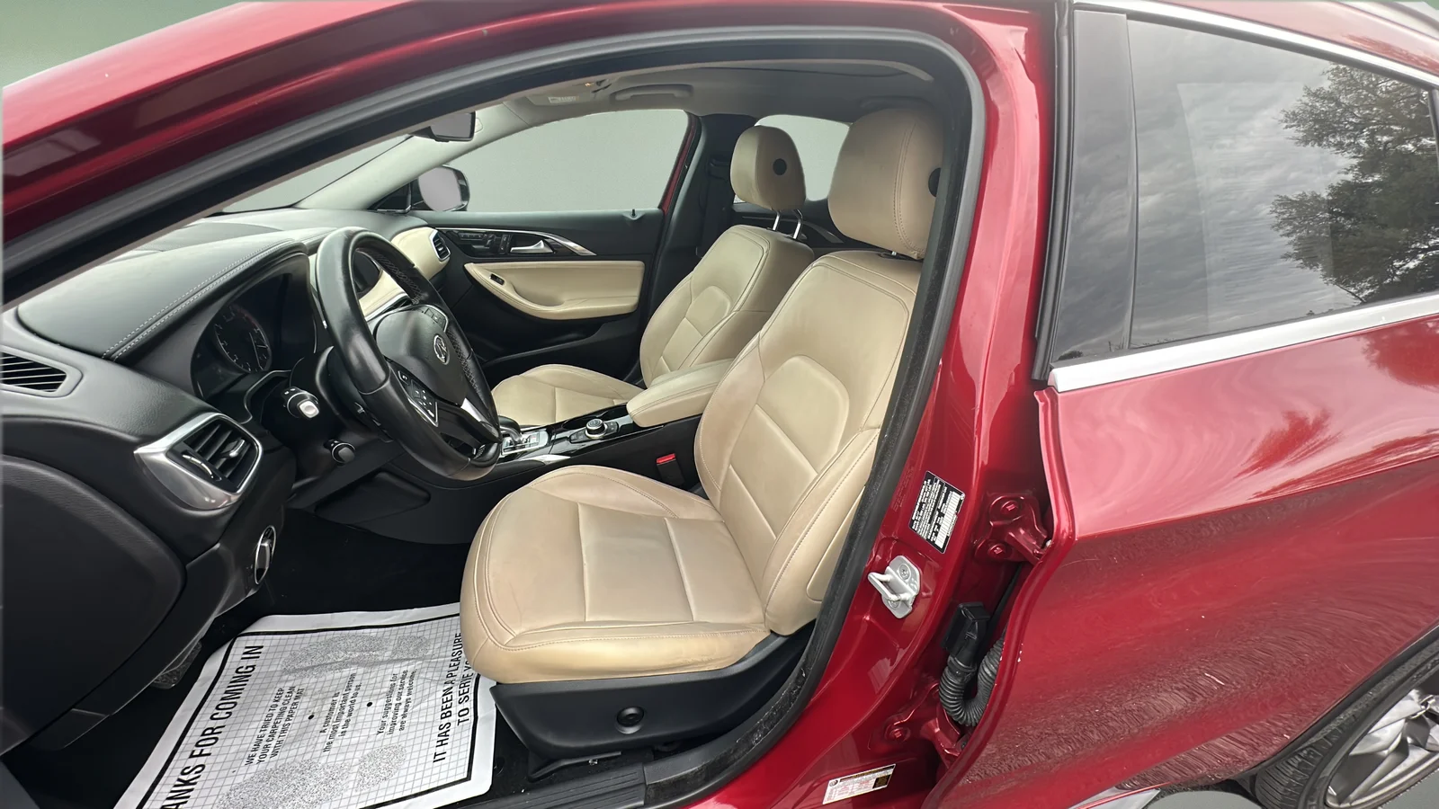 Used 2018 Red INFINITI Premium image 17