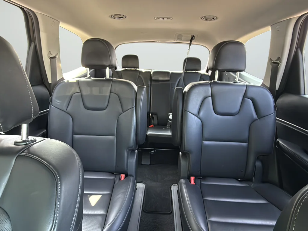 Certified Used 2025 Green Kia S image 28