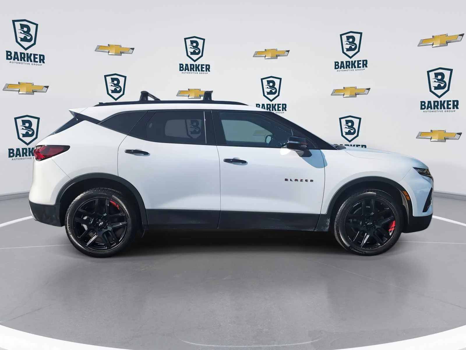 Used 2022 SUMMIT WHITE Chevrolet LT image 9