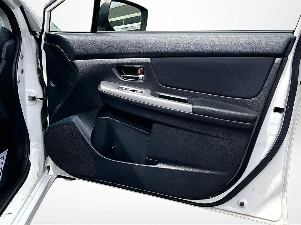 Used 2015 White Subaru 2.0i Premium image 24
