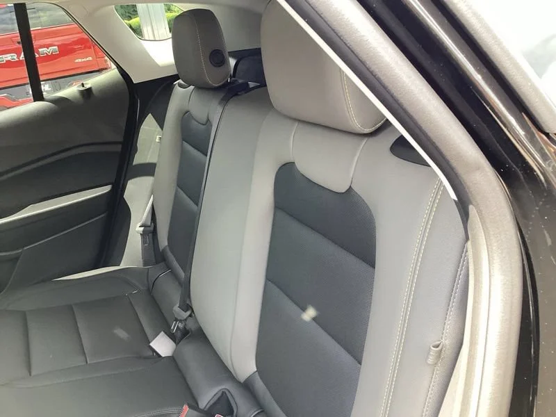 New 2026 Mosaic Black Metallic Chevrolet ACTIV image 15