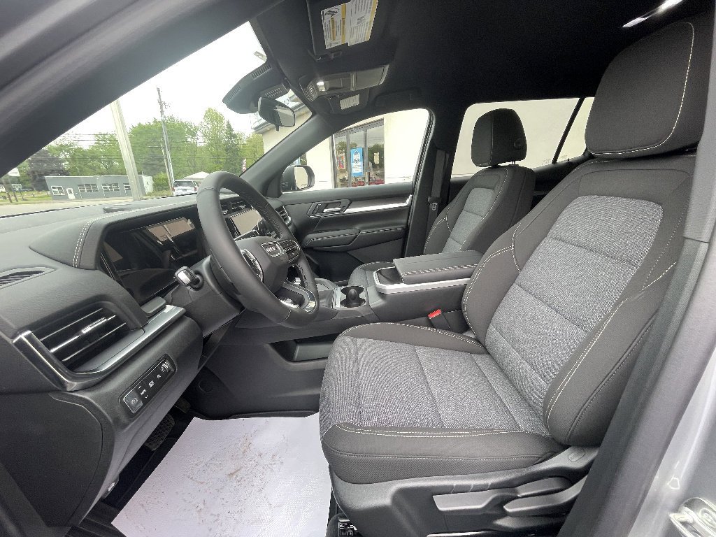 New 2026 Sterling Metallic GMC Elevation image 16