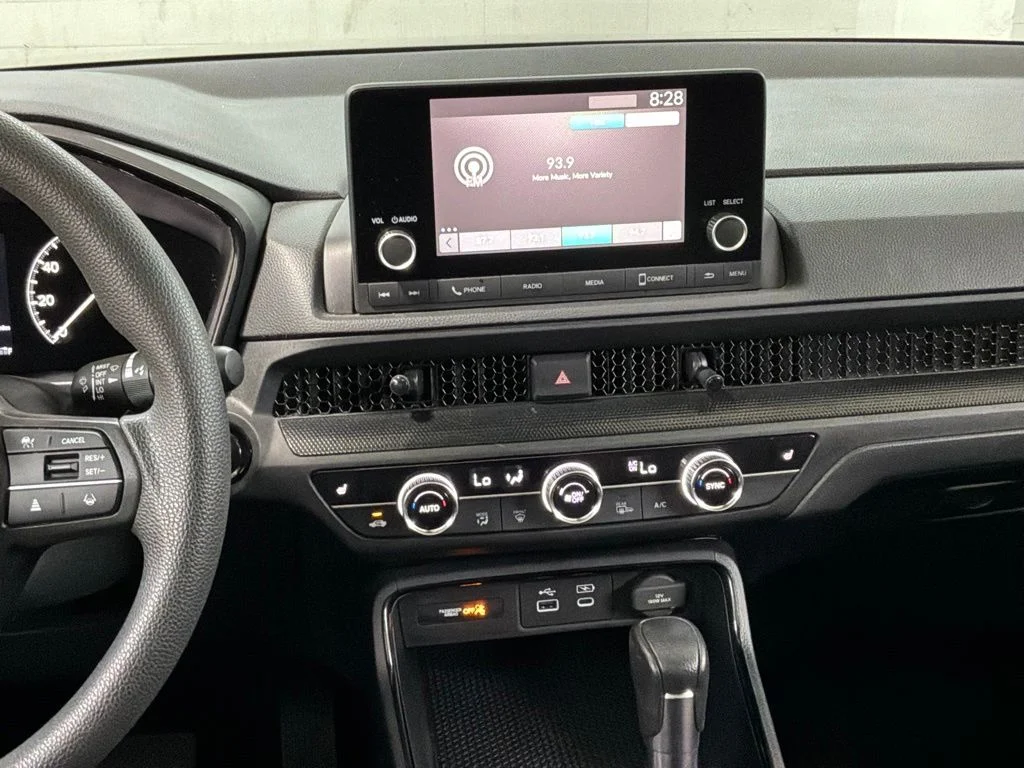 Used 2025  Honda EX image 13