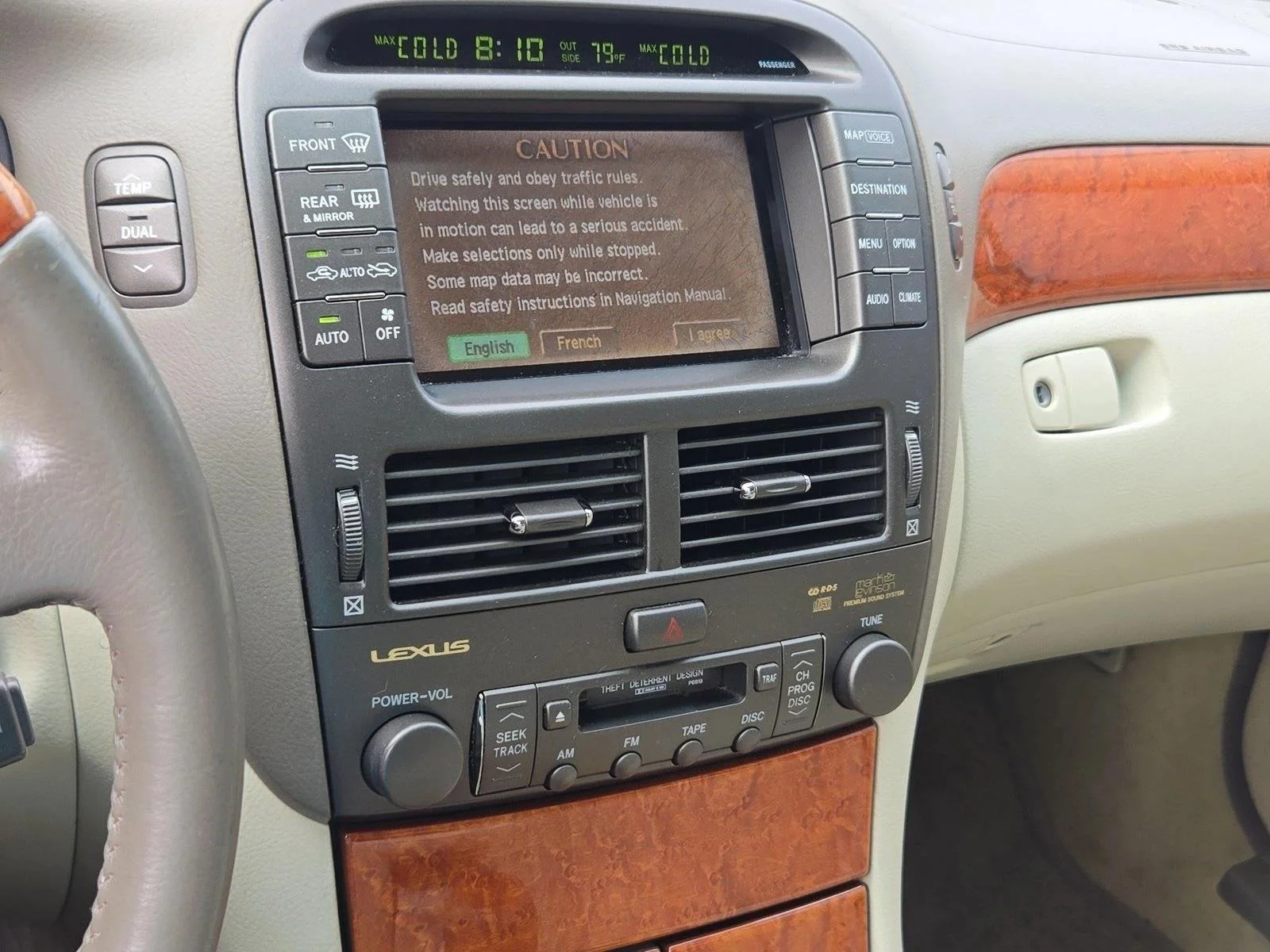 Used 2003 White Lexus  image 11