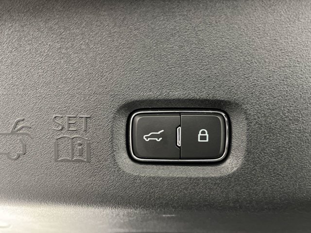 Used 2026 Agate Black Metallic Ford Active image 5