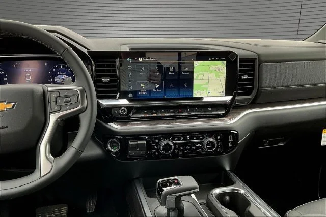 2026 Chevrolet Silverado 1500 LTZ - Photo 6