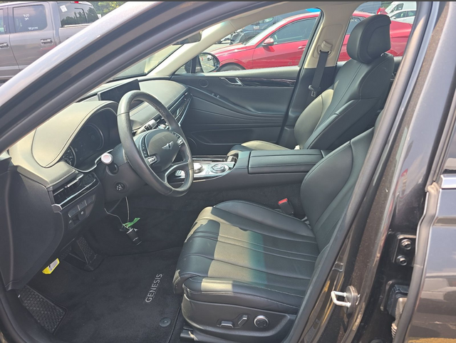 Used 2024 Gray Genesis 2.5T image 6