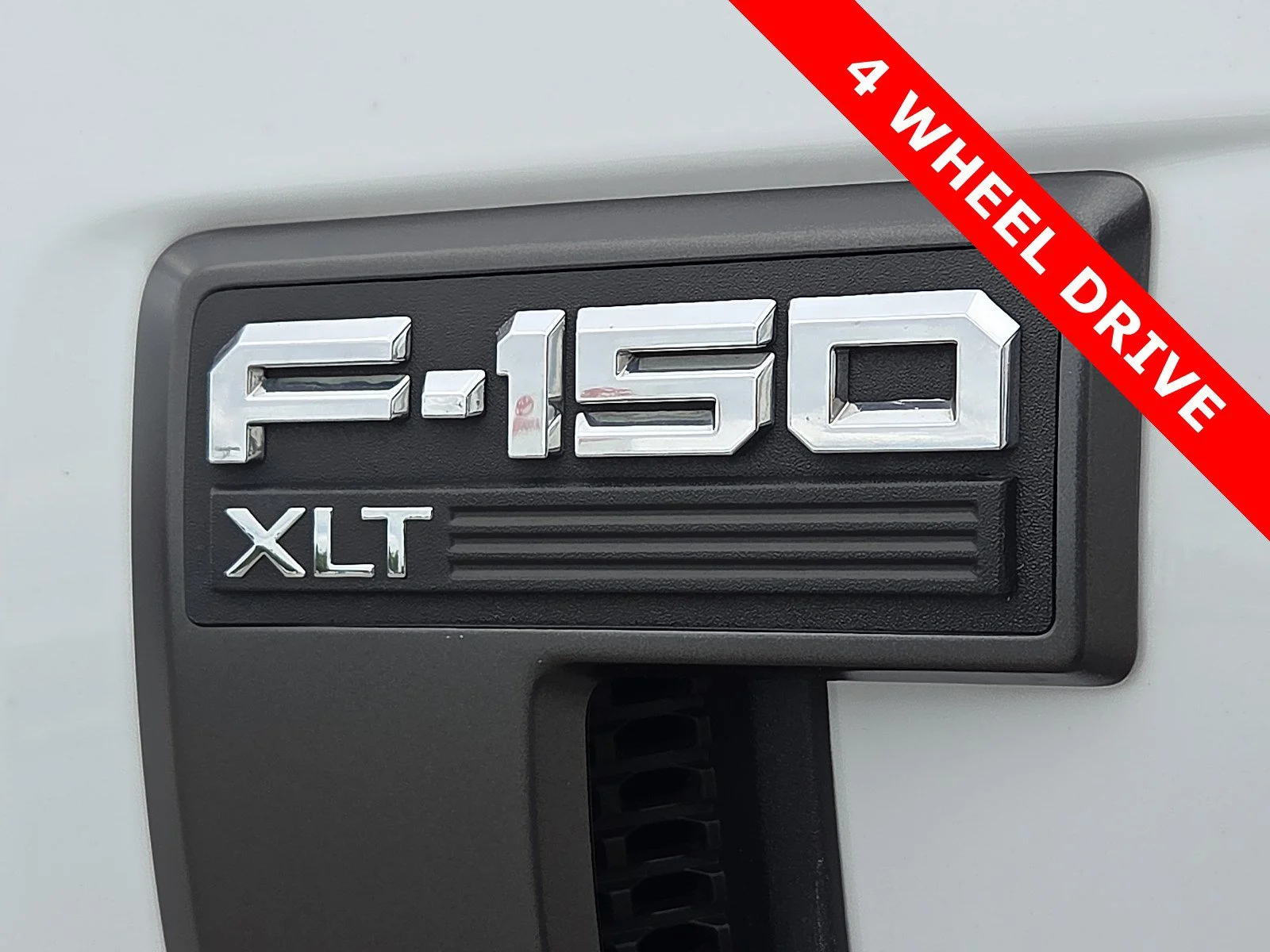 2023 Ford F-150 XLT - Photo 8