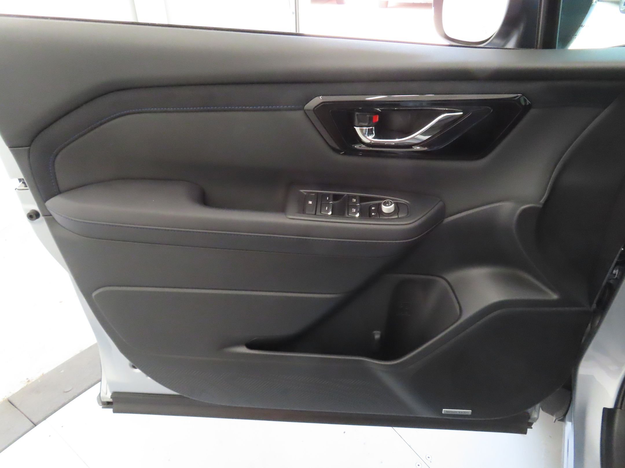 Used 2025 Silver Subaru Limited image 10