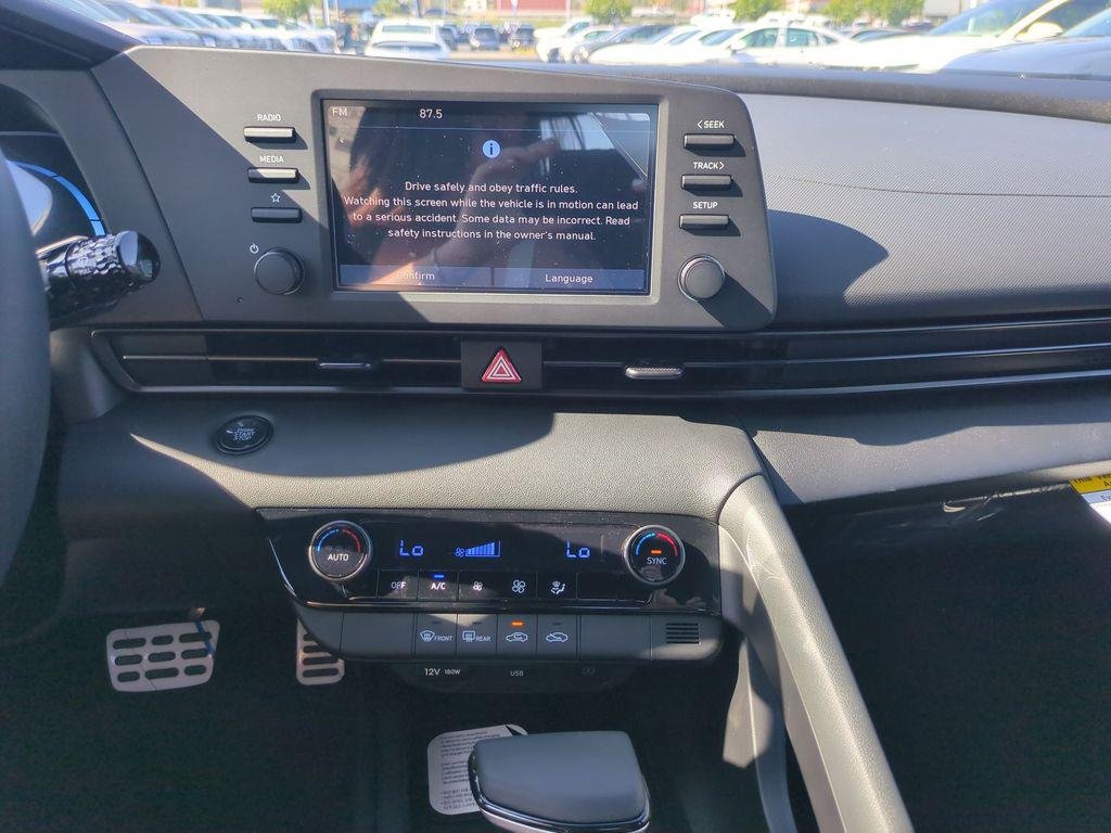 New 2026 Black Hyundai SEL Sport image 21