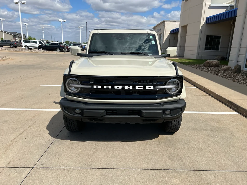 Used 2025 Desert Sand Ford Outer Banks image 3