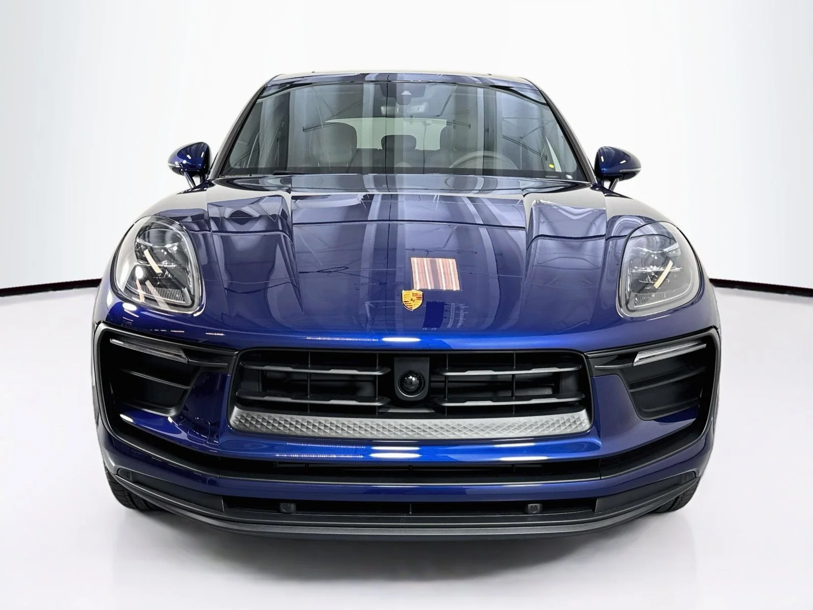 New 2026 Gentian Blue Metallic Porsche  image 6