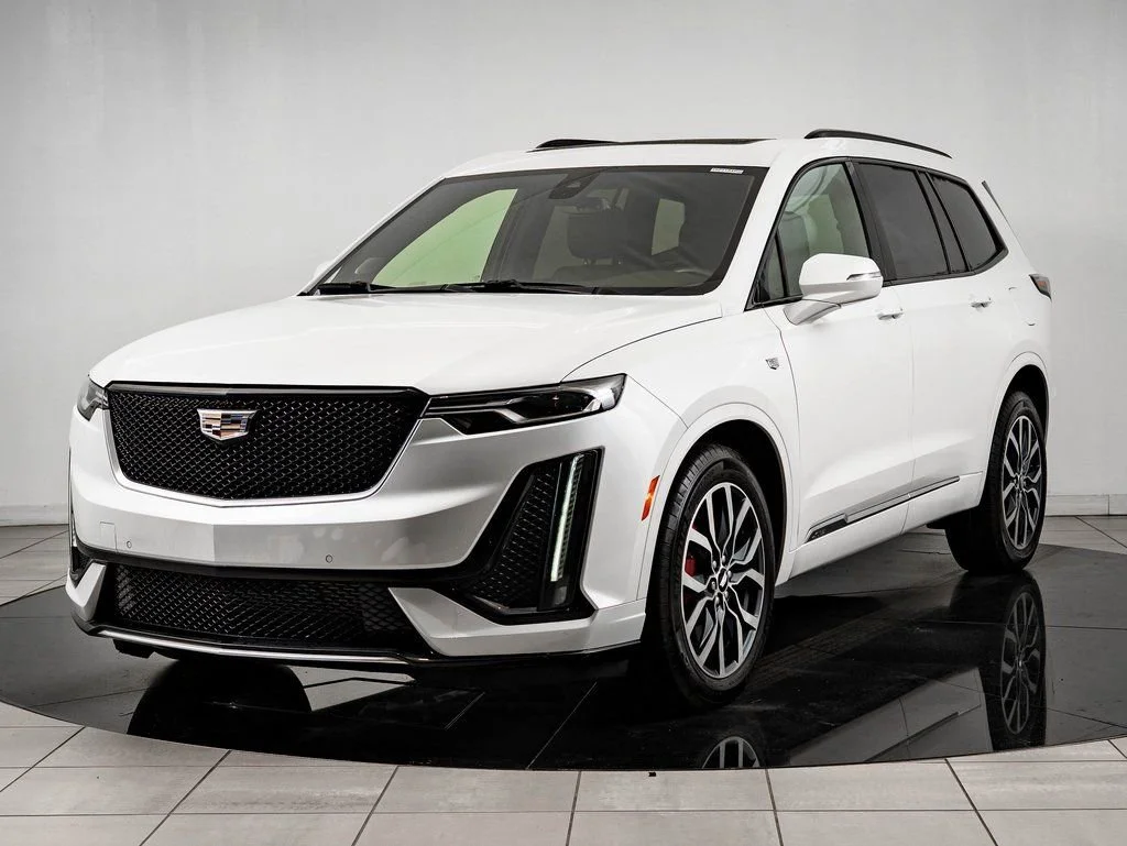 Used 2023 White Cadillac Sport image 1