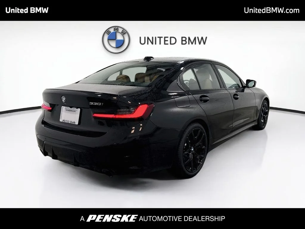 New 2026 Black Sapphire Metallic BMW 330i image 5