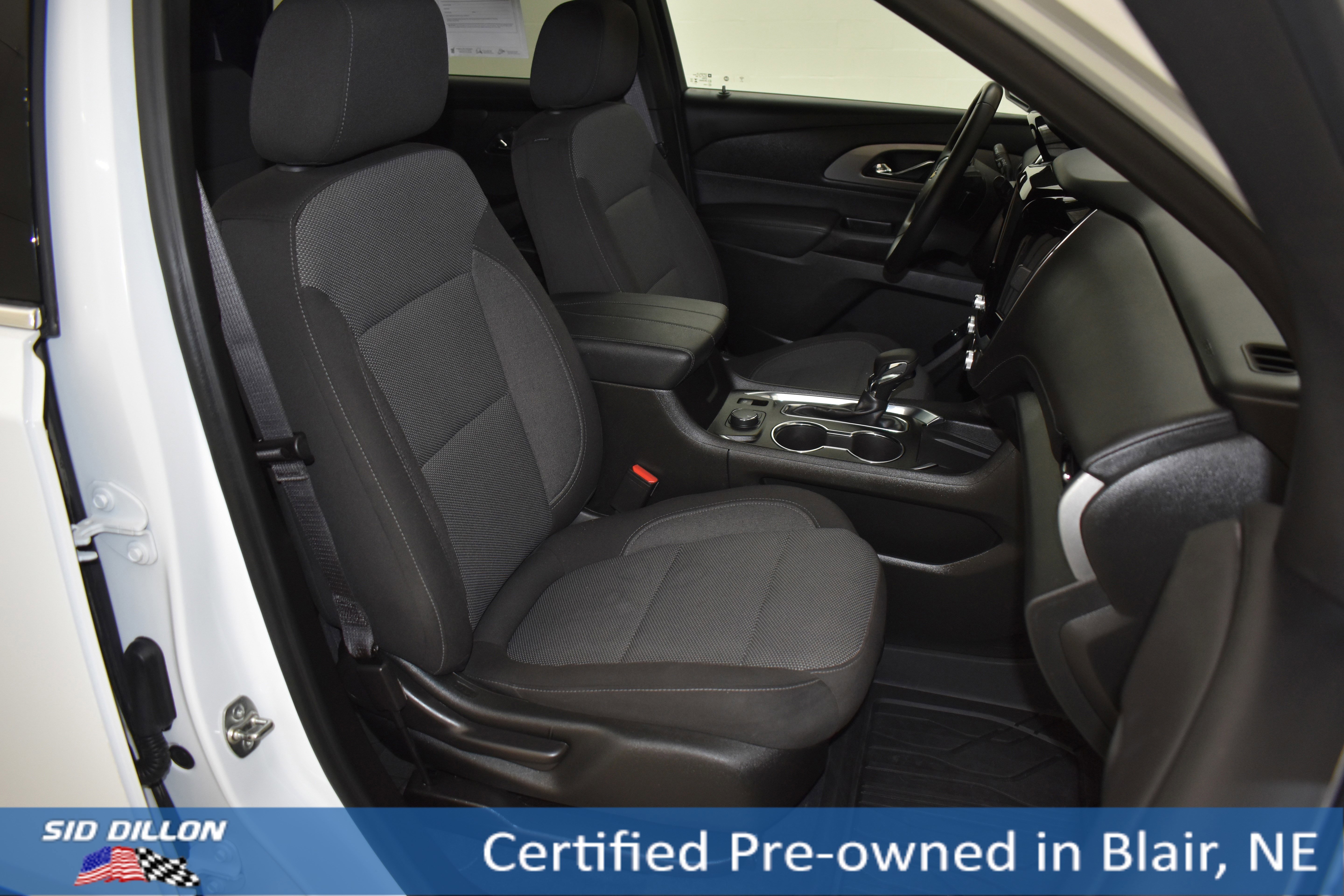 Used 2023 Summit White Chevrolet LT Cloth image 7
