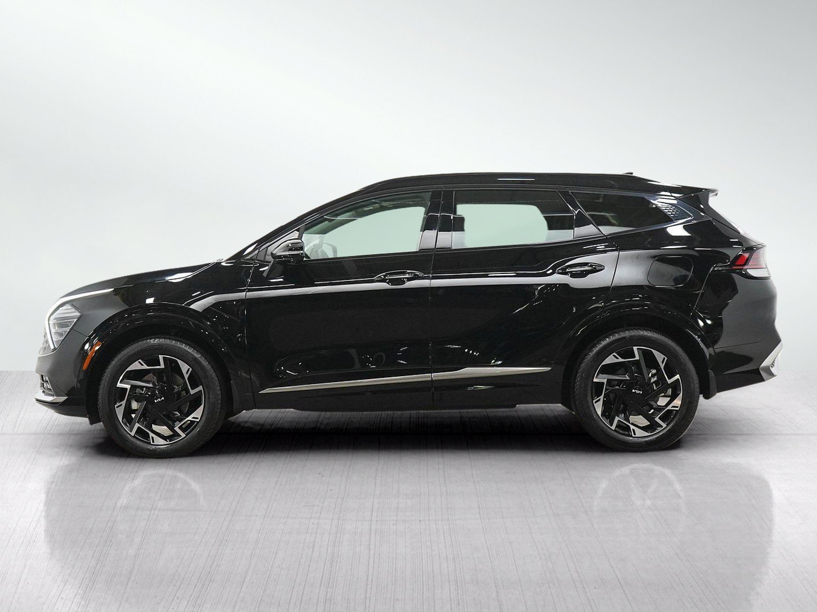 Used 2024 Kia Sportage SX Prestige with VIN 5XYK5CDF6RG164869 for sale in Minneapolis, Minnesota