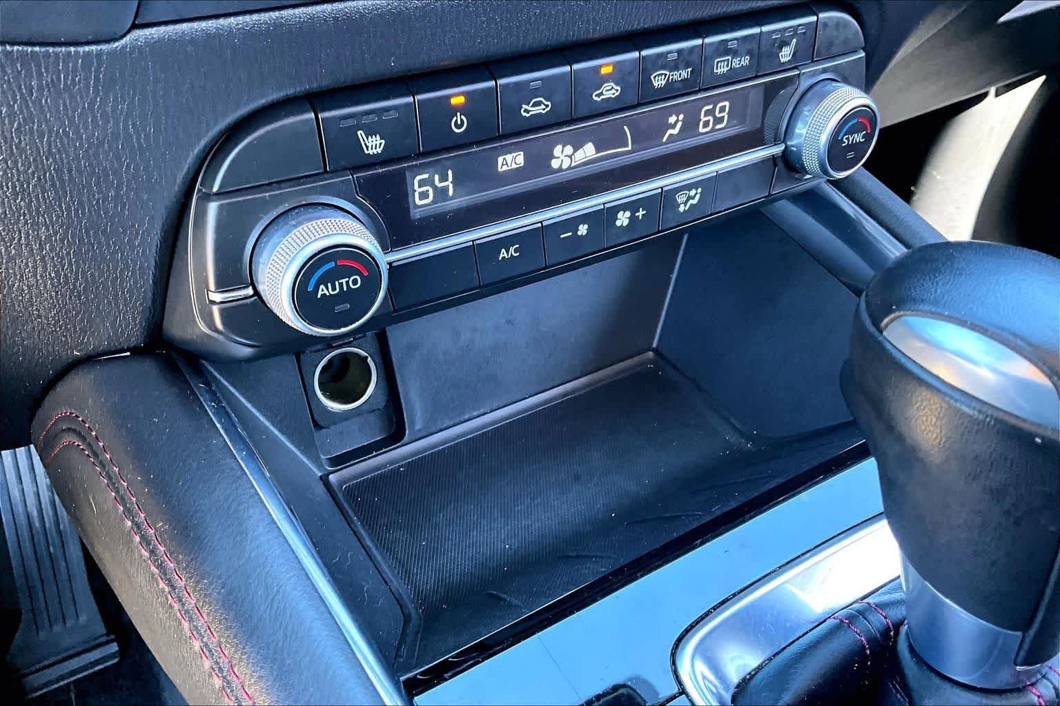 Used 2021 Polymetal Gray Mazda Carbon Edition image 31