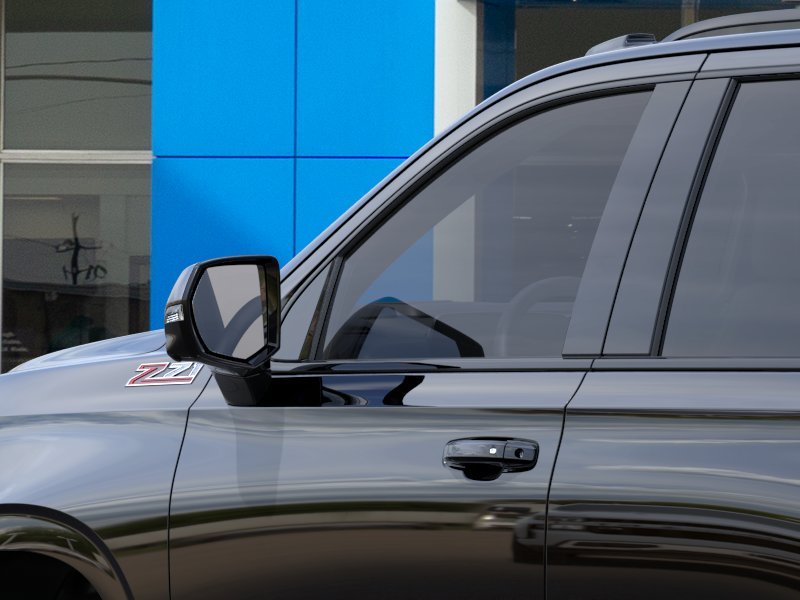 2026 Chevrolet Tahoe Z71 - Photo 12