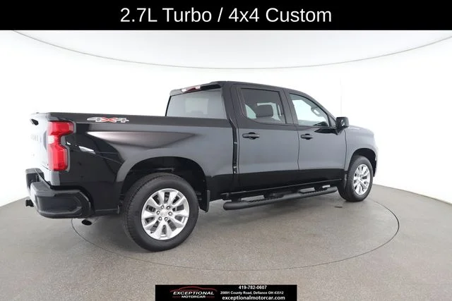 Used 2024 Black Chevrolet Custom image 19