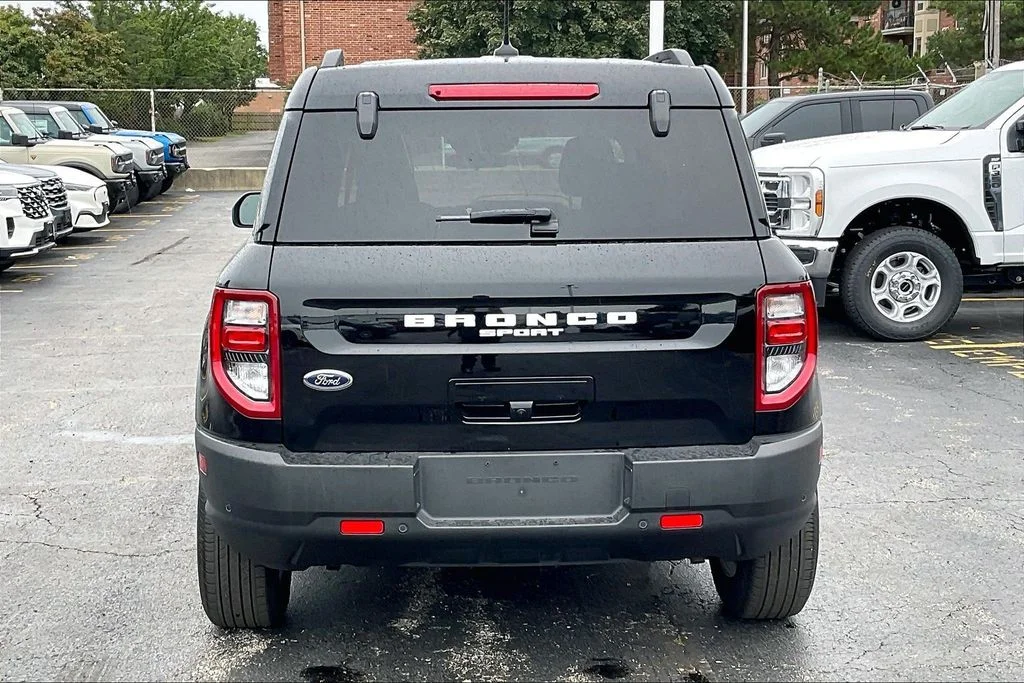 Certified Used 2023 Shadow Black Ford Big Bend image 3